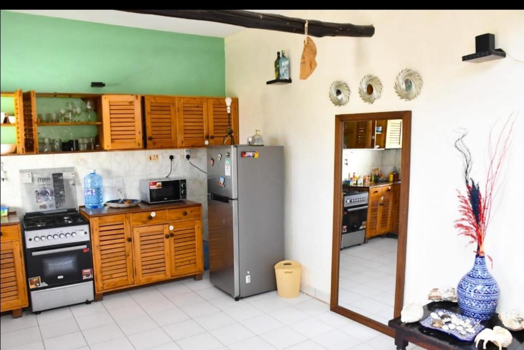 Mavericks Convenient Cozy Loft In Diani'S Cbd Ukunda Εξωτερικό φωτογραφία